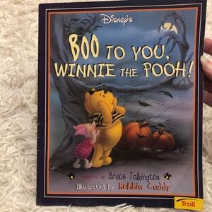 Halloween Boo to You, Winnie the Pooh 1996 Paperback Book Vintage